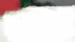 شقراء عاهرة تمص بعمق في المطبخ ثم تُنكح بقوة في الحديقة