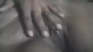 زوجة الأب ميرسيدس كاريرا تمارس الجنس بشدة مع صديق ابنها في جلسة إباحية سرية