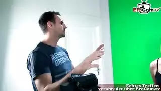 ربة منزل عادية من برلين تحصل على عقد إباحي