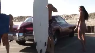 الأولاد الأشرار يمنحون كيت تمرينًا شرجيًا ومهبليًا مكثفًا