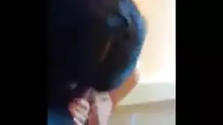 الفتاة الهندية تختار القضيب على واجبات الكلية