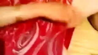 نيك رجل لأمه وهوا خائف
