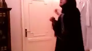 نيك جسد فتاة مومس قذر: مص ووضعية الكلب