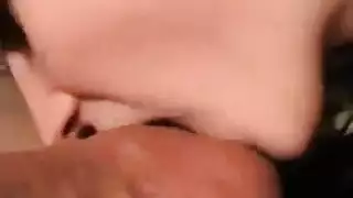 شاعر مليونير يمارس الجنس بقوة مع حماره وصديقه